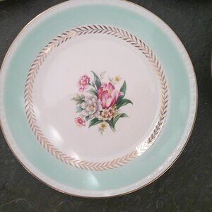 Set of 8 Homer Laughlin plates.  Georgian Eggshell shape with "Chatham" pattern